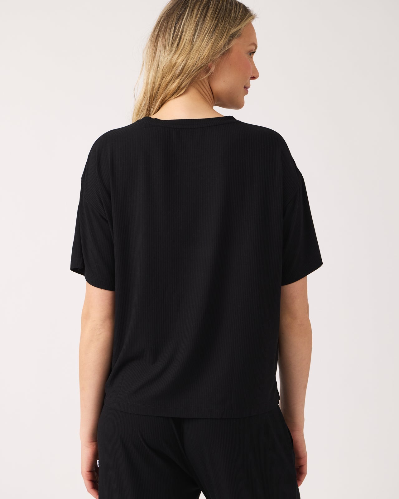 Black Women's Ribbed Boxy Tee