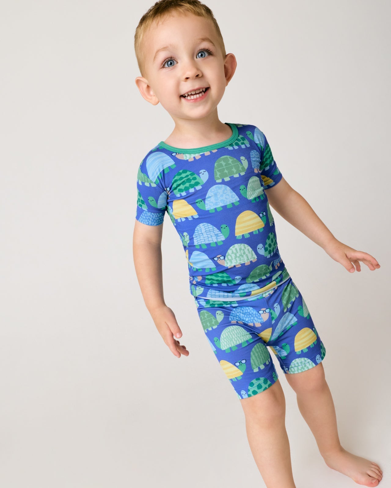 Shell Parade Two-Piece Short Sleeve & Shorts Pajama Set